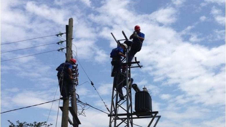 Kryetari i Dragashit përgëzon investimet në rrjetin elektrik