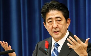 Abe: Koreja e Veriut hodhi katër raketa balistike