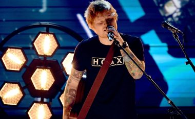 ”Shape of you” shkak i burgosjes së një gruaje (Video)