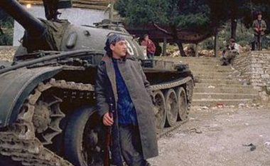 Ditari i ish-ministrit të Mbrojtjes të Shqipërisë: Unë, Gjenerali pa ushtri