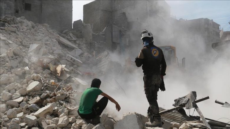 Së paku 16 vetë të vrarë nga sulmet ajrore në Siri