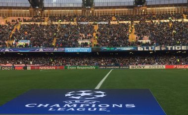 E jashtëzakonshme – 10 mijë tifozë të Napolit në stadium pesë orë pa filluar ndeshja kundër Realit (Foto)