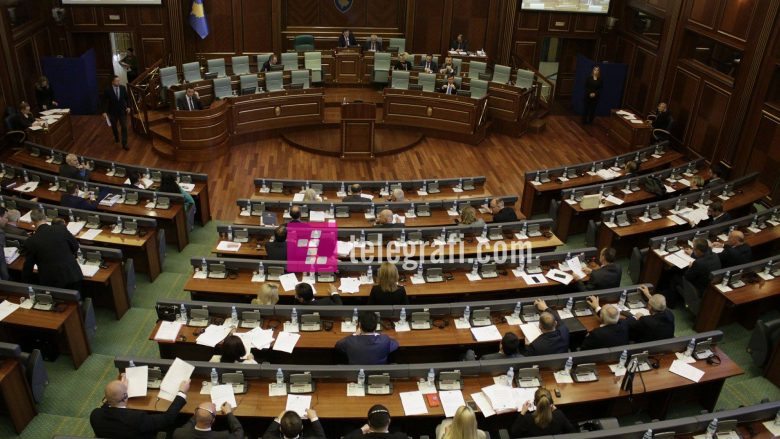 Deputetët kërkojnë rol më të fuqishëm në dialogun me Serbinë