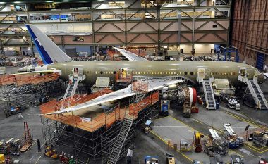 Boeing hap fabrikë në Kinë, në vit do të montohen 100 avionë