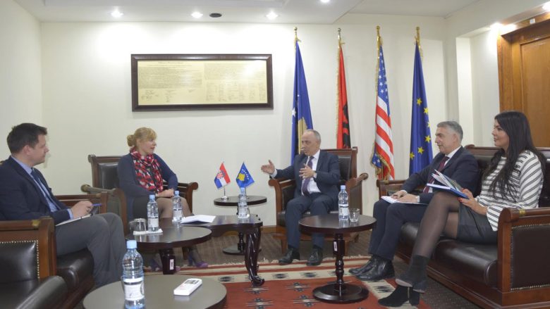 Zharku takoi ambasadoren kroate në Kosovë, Marija Kapitanoviq