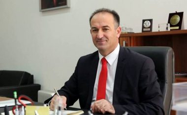 Rektori i Universitetit të Prizrenit, Ramë Vataj, dënohet për punësime të paligjshme