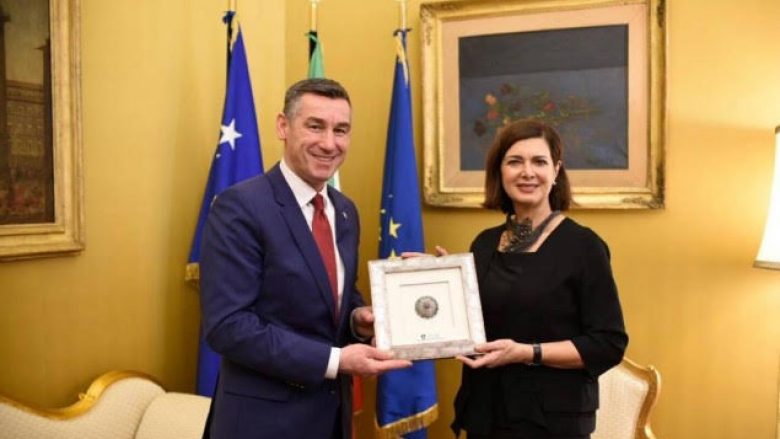 Veseli merr mbështetjen e Italisë për integrimet evropiane të Kosovës