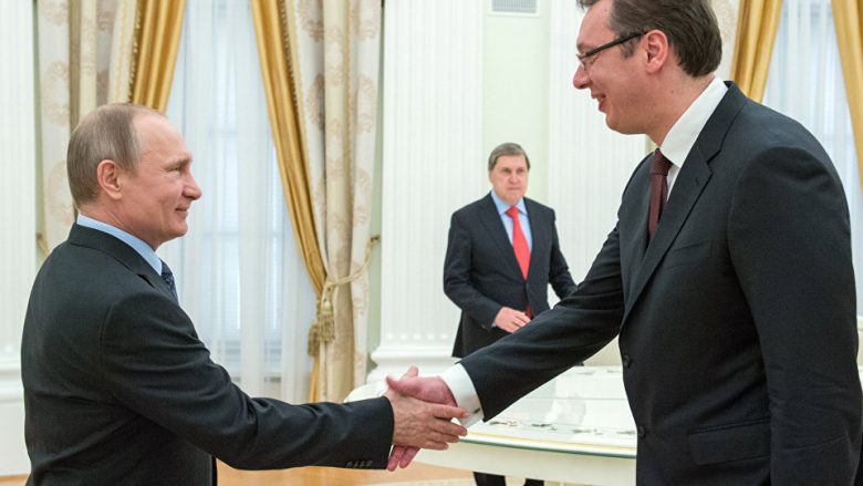 Vuçiq takohet me Putinin disa ditë para zgjedhjeve në Serbi