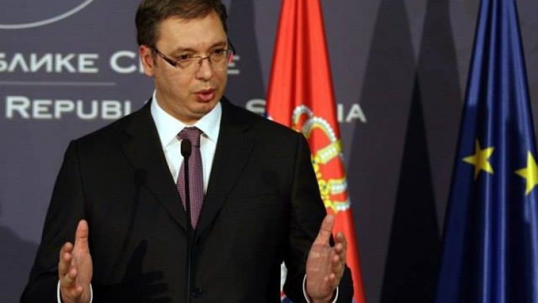 Vuçiq ankohet pse nuk u intonua himni i Serbisë
