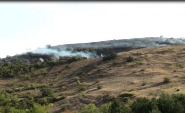 Zjarr në afërsi të gamës ushtarake në Penush