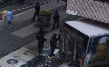 Policia suedeze arreston personin e tretë të dyshuar për sulmin në Stokholm (Foto)