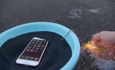 iPhone 7 i kuq në testin e zjarrit (Video)