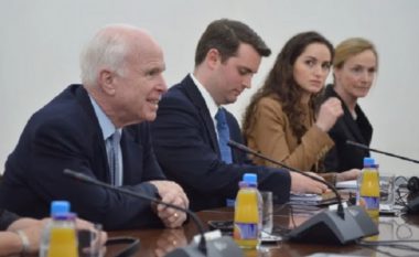 McCain: Nuk besoj se do të ketë luftë