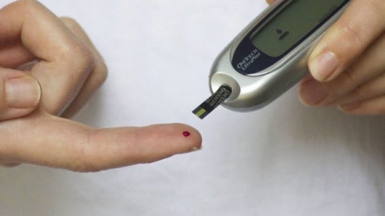 Apple prodhon sensorë për nivelin e sheqerit në gjak pa gjilpërë