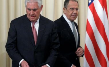 Lavrov diskuton përmes telefonit me Tillerson për sulmin kimik në Siri