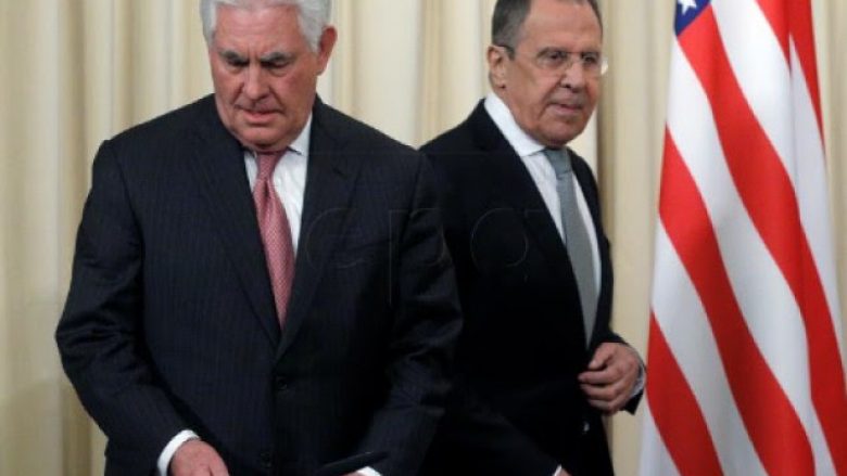 Lavrov diskuton përmes telefonit me Tillerson për sulmin kimik në Siri