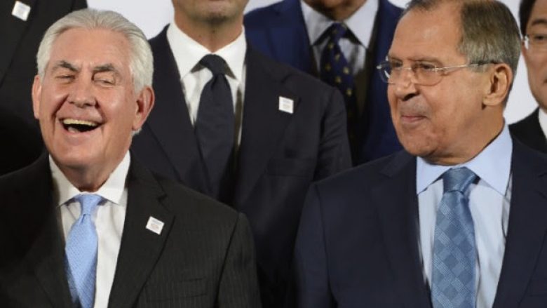Lavrov dhe Tillerson do të takohen në Moskë
