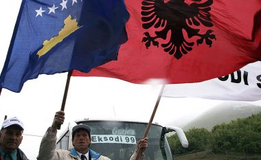 Serbia paralajmëron luftë të re në Ballkan, nëse Shqipëria bashkohet me Kosovën