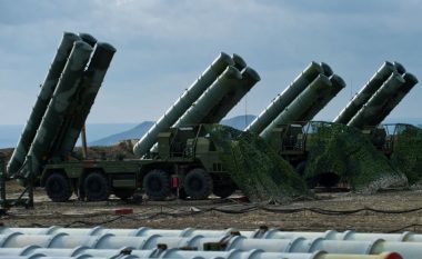 Turqia afër arritjes së marrëveshjes për blerjen e sistemit raketor rus