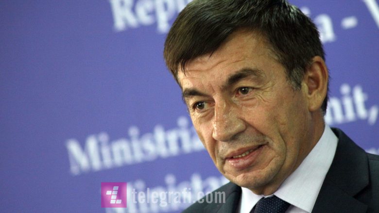 Bajrami do t’i dorëzoj detyrën ministrit Shyqeri Bytyqit