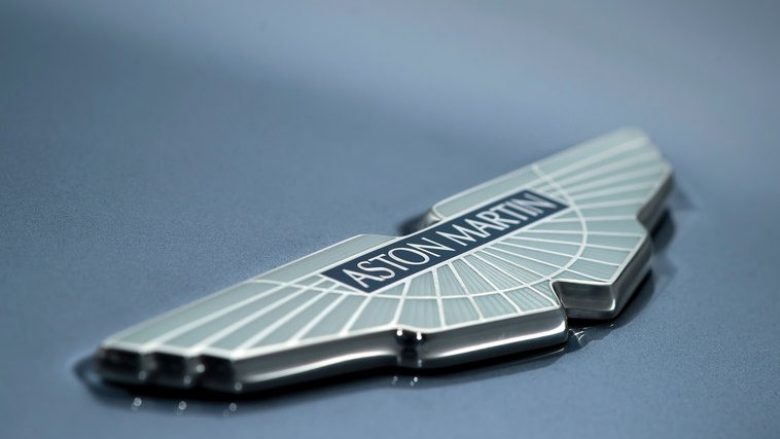 Aston Martin publikon siluetën e modelit DBX (Foto)