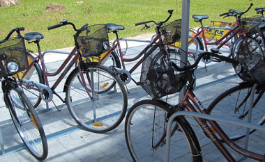 Zhdukën biçikletat e projektit “huazo biçikletë”, “qytetarët e papërgjegjshëm i kanë shkatërruar”