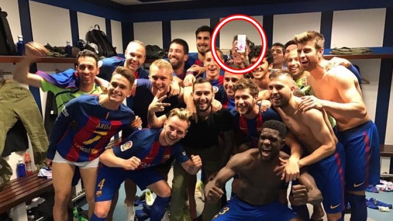 Messi u përkujdes që Neymar të jetë pjesë e fotografisë ekipore pas fitores ndaj Realit (Foto)