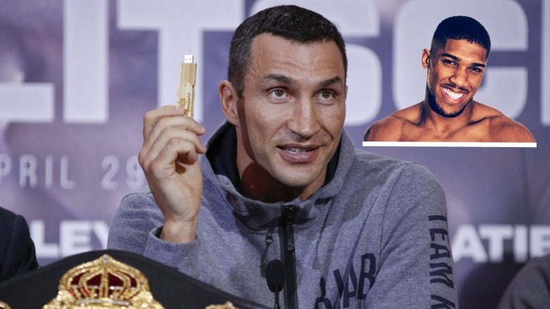 Klitschko flet pas humbjes ndaj Joshuas për USB-në e famshme, tregon sa a do guxojë blerësi t’i publikojë pamjet (Video)
