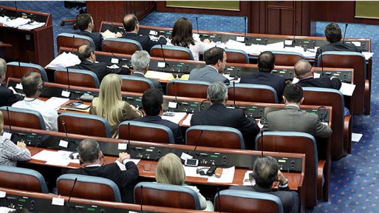 Mungesat e deputetëve në Kuvend, Gruevski dhe Mukoski të parregullt në punë gjatë vitit të kaluar