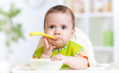 Sasia e ushqimit që fëmija duhet të hajë në një vakt