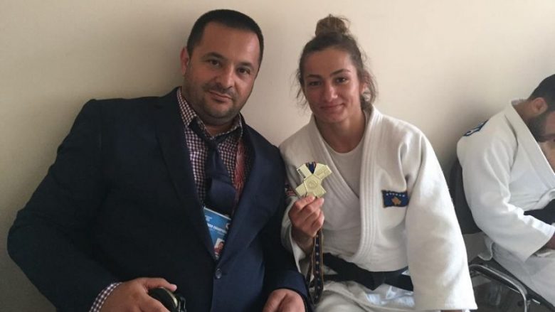 Kuka i lumtur me medaljet, shpreson në lirimin e Haradinajt