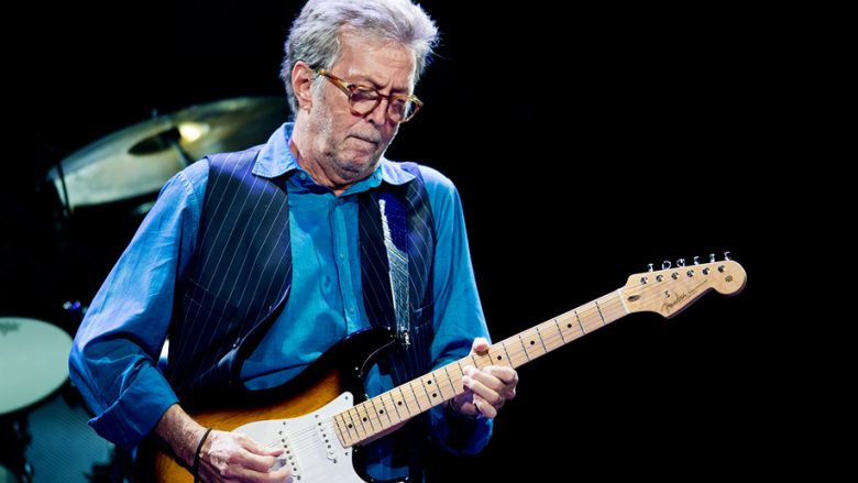 Ndryshimi që ka pësuar Eric Clapton nga sëmundja, ai detyrohet të qëndrojë në karrocë (Foto)