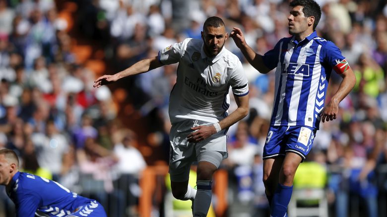 Reali fiton ndaj Alaves dhe vazhdon në krye të tabelës (Video)