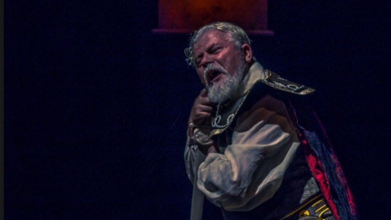 “Skënderbeu” shfaqet në teatrot e Evropës (Foto/Video)