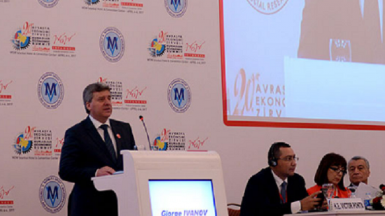 Ivanov në sesionin presidencial të Forumit euroaziatik ekonomik