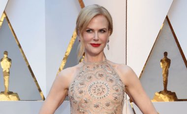 Si ia bën 49 vjeçarja Nicole Kidman të duket si 35 vjeçare? (Foto)