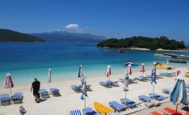 Gazeta zvicerane: Shqipëria po bëhet një Spanjë e re për turistët