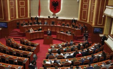 Me Ligjin e ri për pakicat, Shqipëria zyrtarisht njeh tetë pakica etnike në vend, ndër to edhe maqedonasit