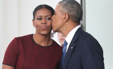 Michelle Obama del me flokë natyrale, “rrënon” internetin (Foto)