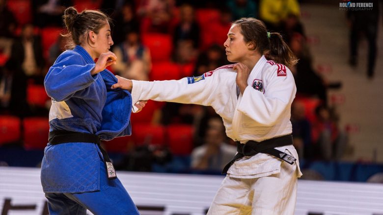 Nora Gjakova mposhtet në gjysmëfinale, në garë për medaljen e bronztë