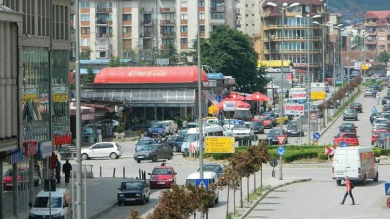 Rrugët në Tetovë të stërngarkuara, mungon siguria