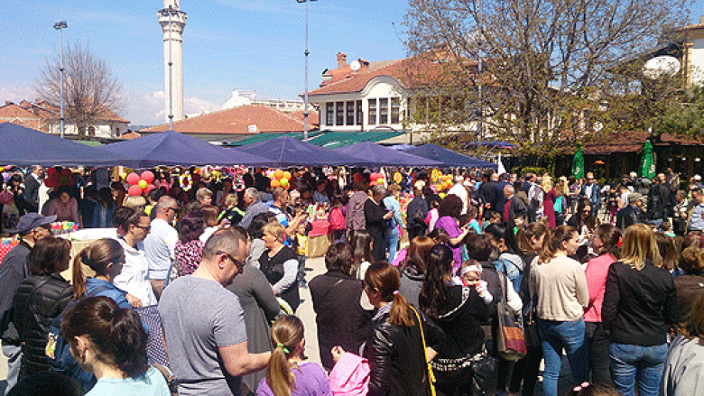 Rritet numri i vizitorëve në Ohër dhe Strugë për festën e Pashkëve