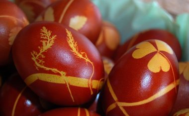 Mësoni disa nga traditat e Pashkëve