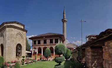 Plaçkitet Xhamia e Larme në Tetovë