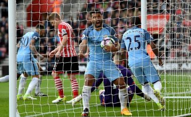 City shënon dy gola për dy minuta ndaj Southamptonit (Video)