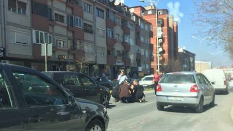 Vetura shkel këmbësorin në Prishtinë (Video)