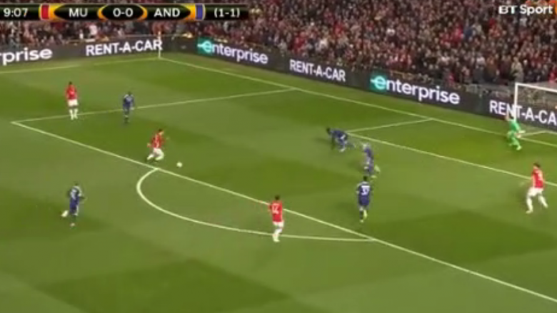 Unitedi kalon në epërsi me golin e bukur të Mkhitaryanit (Video)