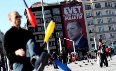 Referendumi në Turqi: Gjithçka që duhet të dini për pushtetin që fiton Erdogan!