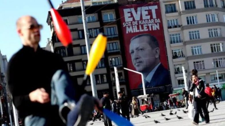 Referendumi në Turqi: Gjithçka që duhet të dini për pushtetin që fiton Erdogan!