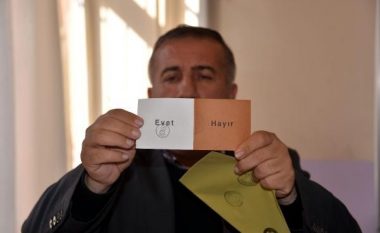 Zëvendëskryeministri turk për referendumin në Turqi: Udhëheq “Po”-ja, por jo aq sa pritej